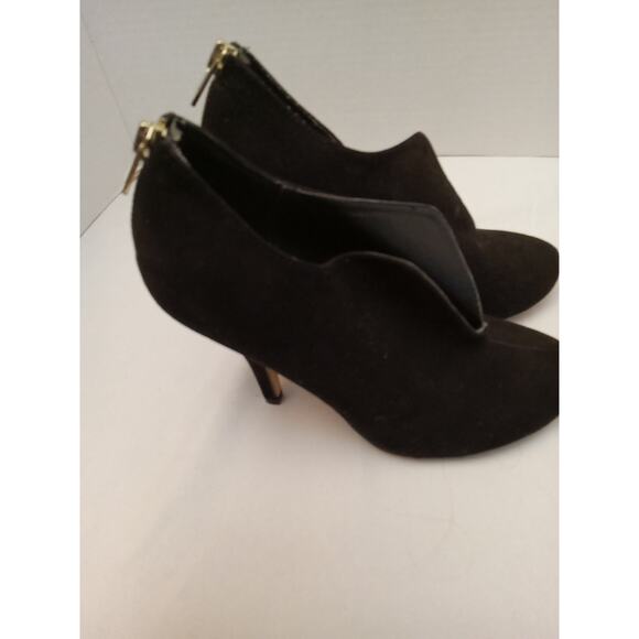 CALL IT SPRING Women's Size 7 “ TOSIEN” BLACK SUEDE ANKLE BOOT - Picture 4 of 8